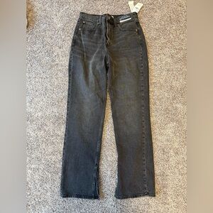 Abercrombie Curve Love Ultra High Rise 90s Straight Jean